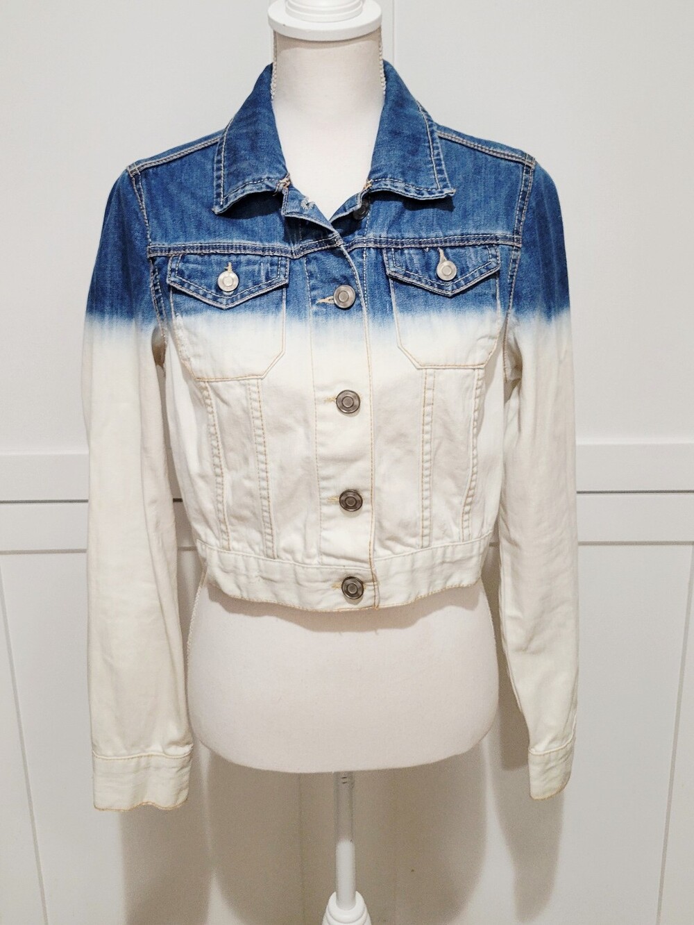 Bethany Mota Two-Tone Ombre Blue & White Classic Denim Jacket | Size Large - Picture 1 of 5